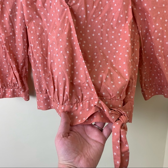Madewell Wrap Top in Star Scatter in Size XS | Light Orange Star Print Top - Picture 10 of 16